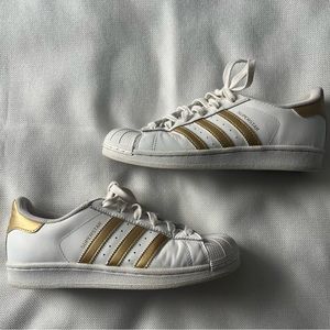 Adidas Originals Superstar Cloud White/Gold
Metallic - 6.5W